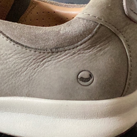 Clarks Unstructured Shoes Size 10M Suede Color Grey Slip On Comfortable Zip - Picture 9 of 9